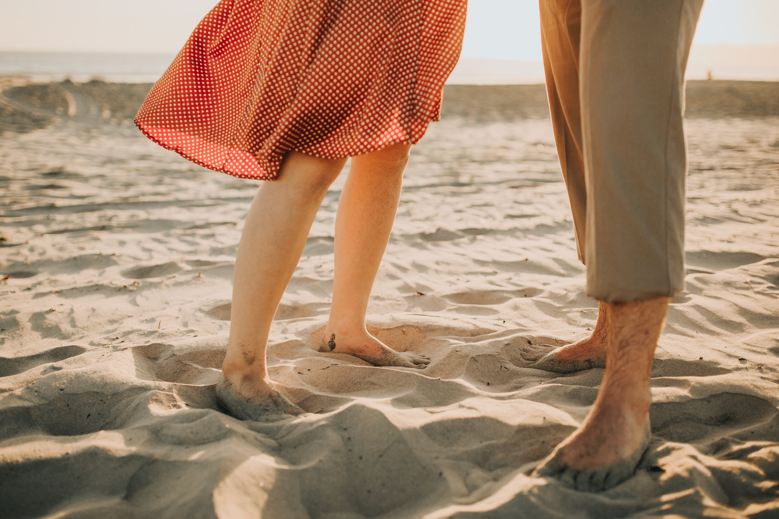 coronado-beach-engagement-session-valerielendvayphoto-075.jpg