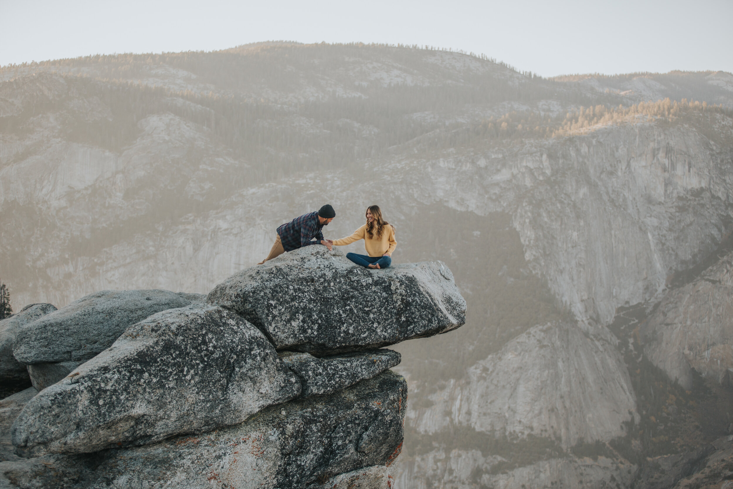 yosemite-engagement-session-valerielendvayphoto-009.jpg