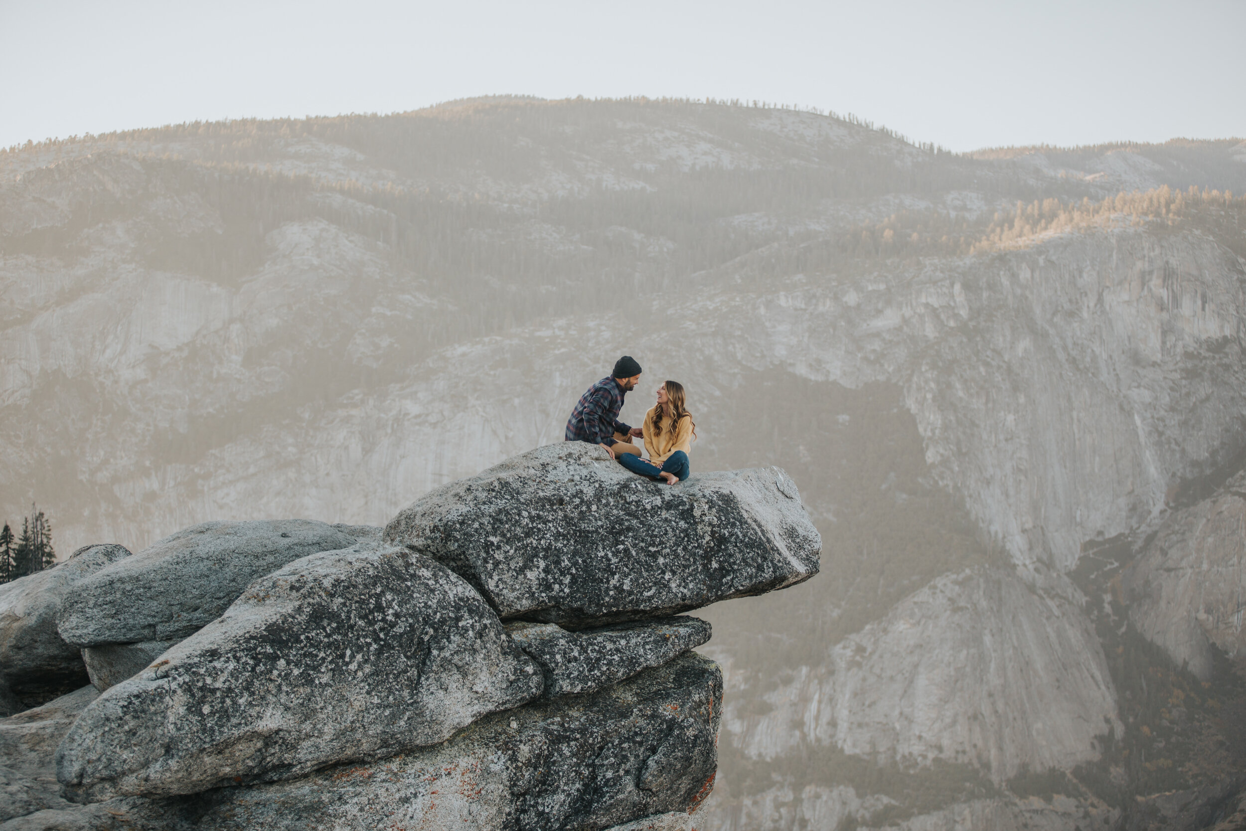 yosemite-engagement-session-valerielendvayphoto-024.jpg