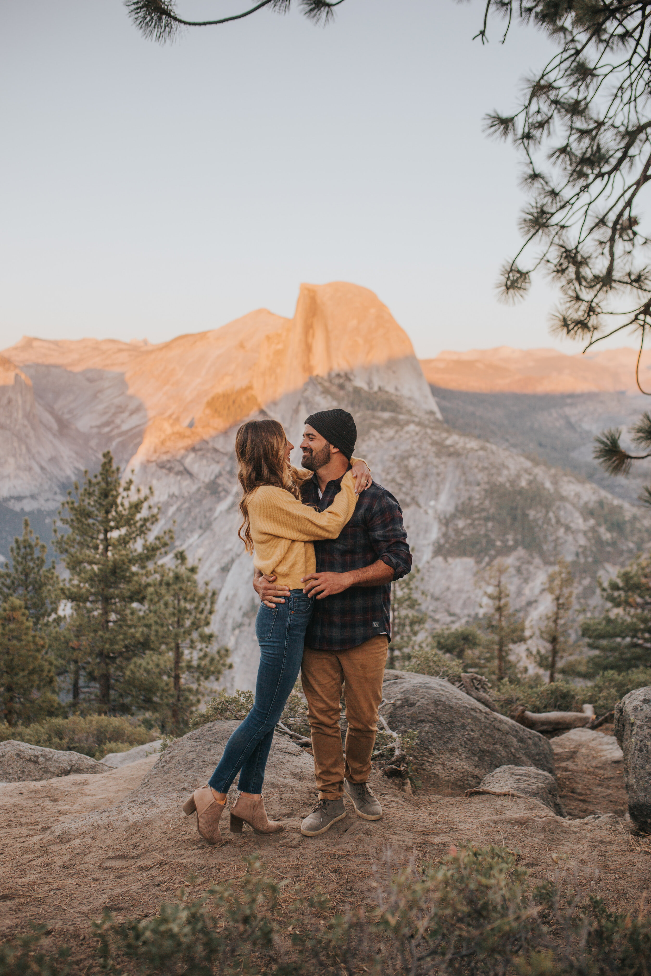 yosemite-engagement-session-valerielendvayphoto-044.jpg