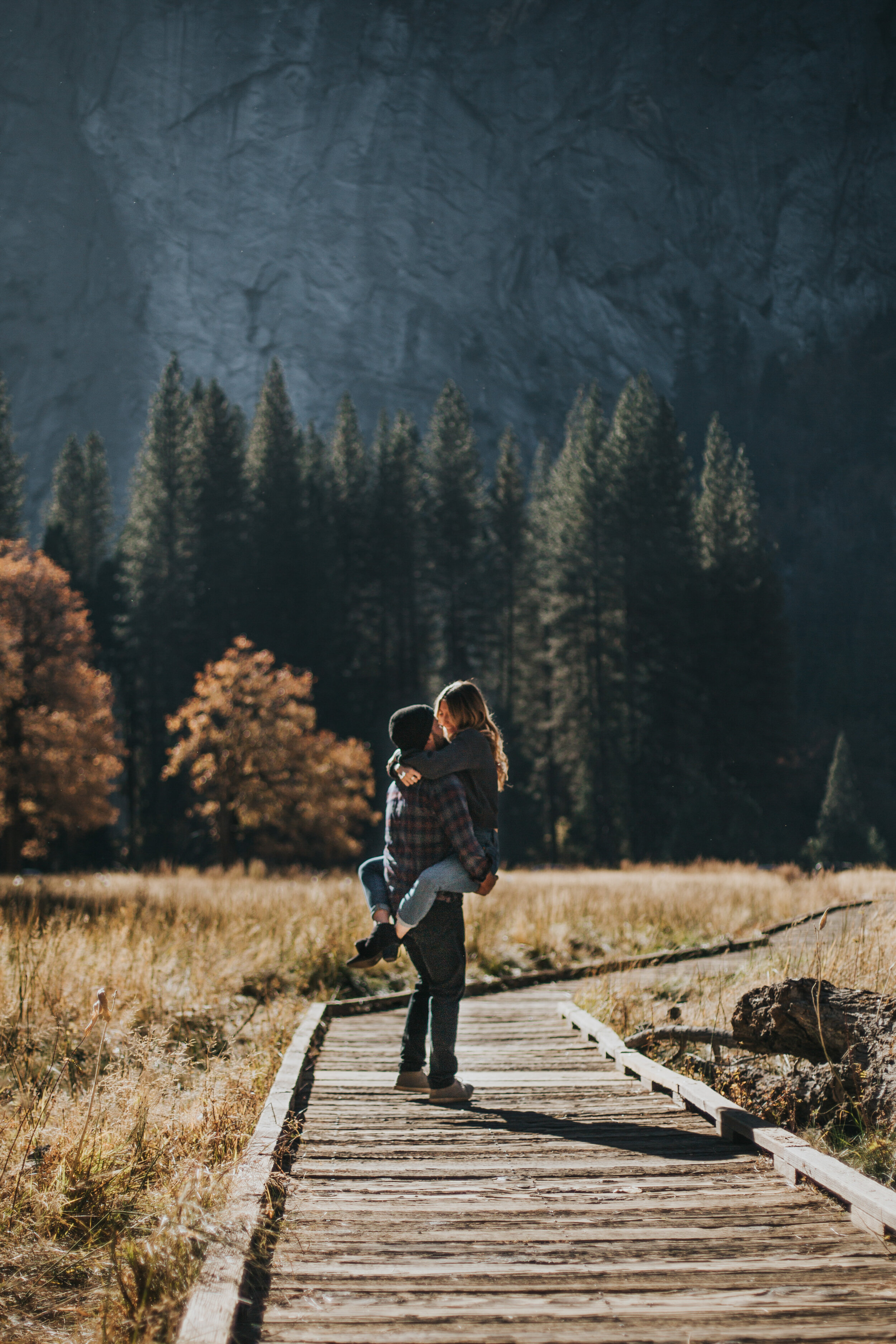 yosemite-engagement-session-valerielendvayphoto-096.jpg