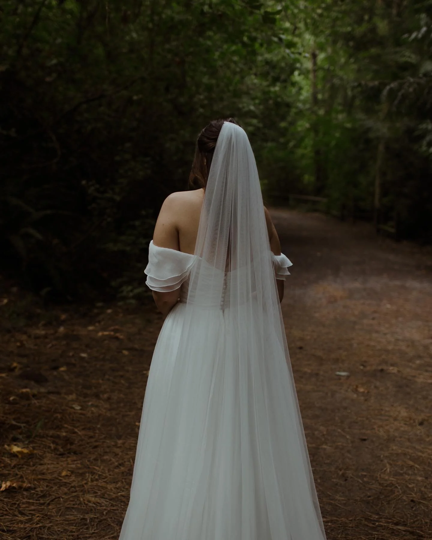 a literal forest fairy ✨
.
.
.
#seattleweddingphotographer #seattlebride #seattlewedding #seattleweddingphotography #ravennabrewing #bellinghamweddingphotographer #bellinghamwedding #bellinghamweddings #pnwedding #pnwwedding #pnwweddingphotographer