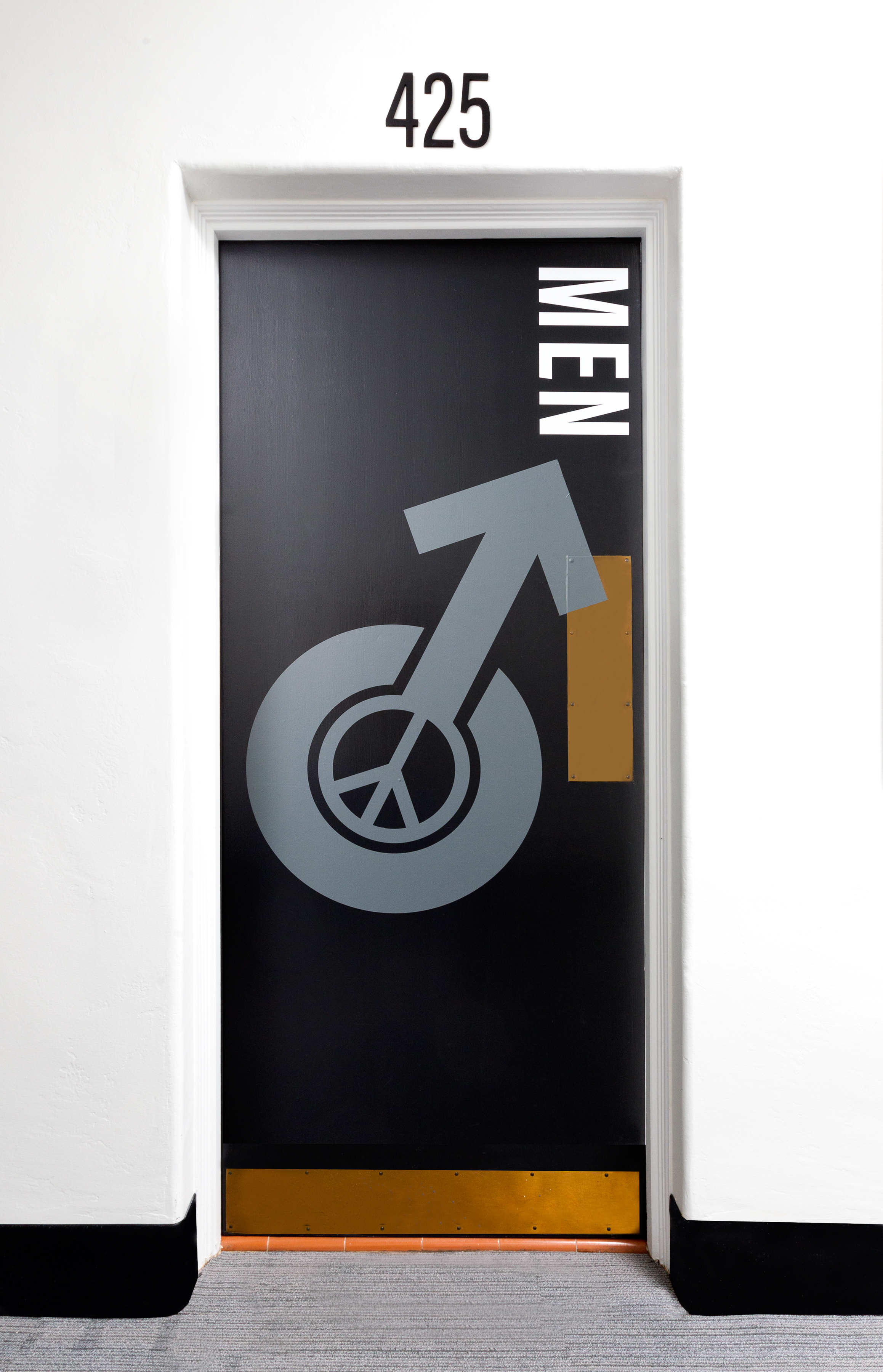 men's+bathroom+hi+res.jpg