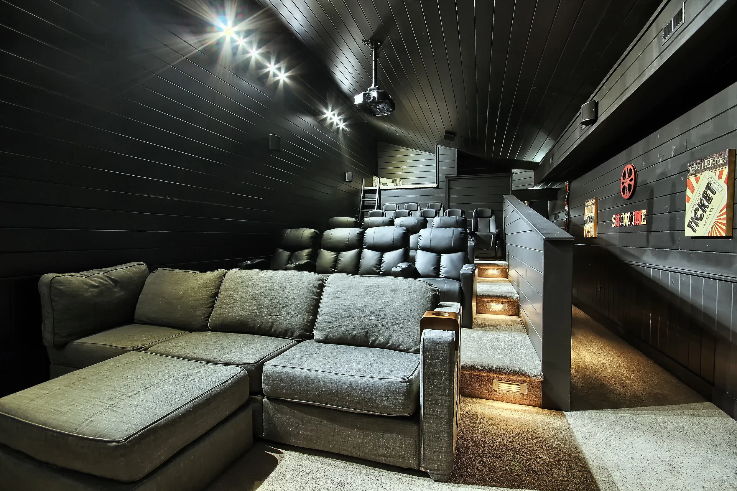 Theater Room 7.jpg