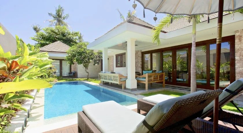 01 Headline Pool shot.jpg