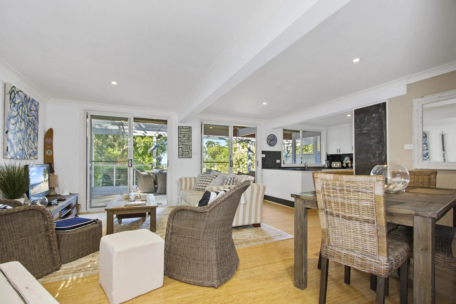 404924804_26 (1).jpg