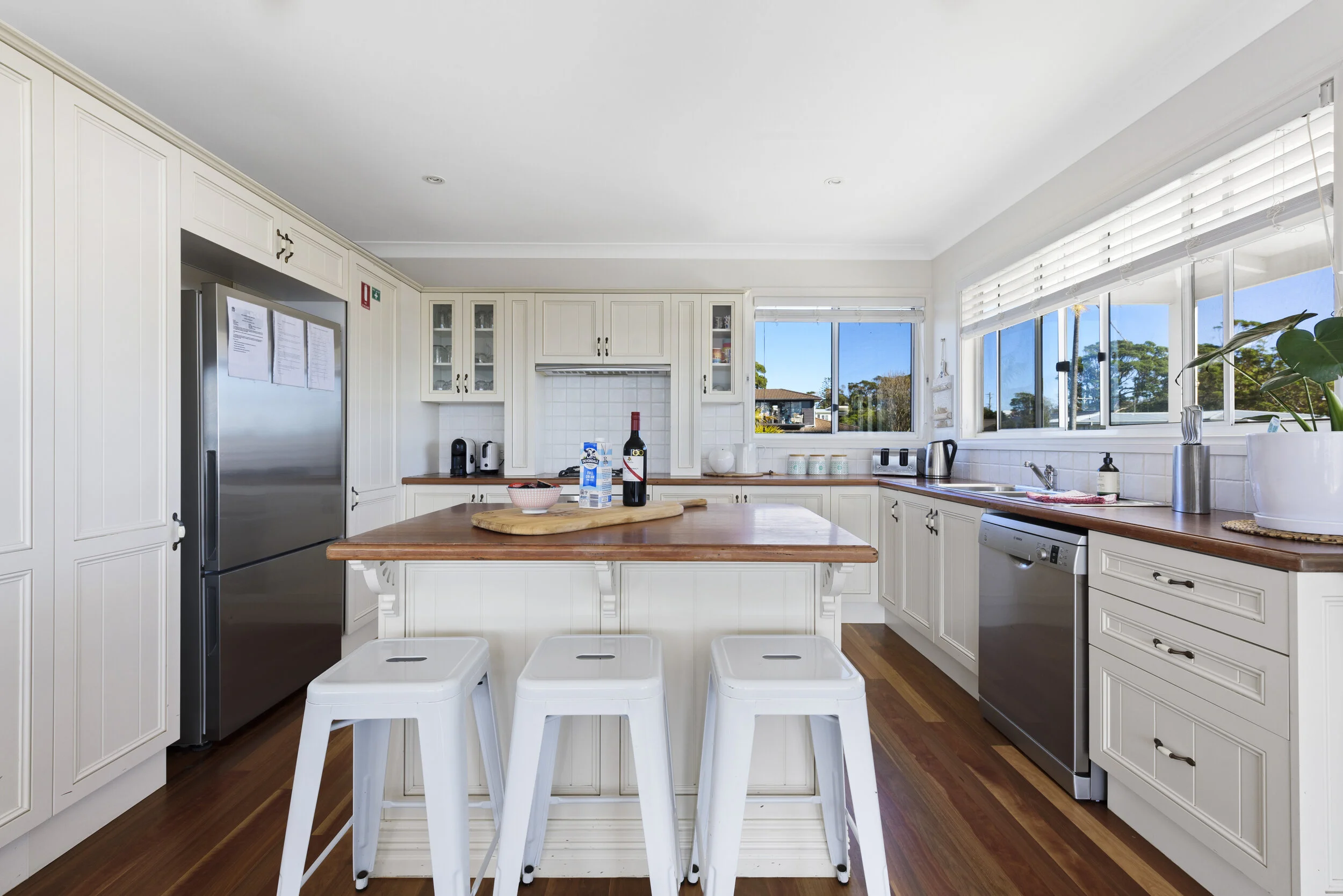 PRINT 196 Mitchell Pde Mollymook-36.jpg