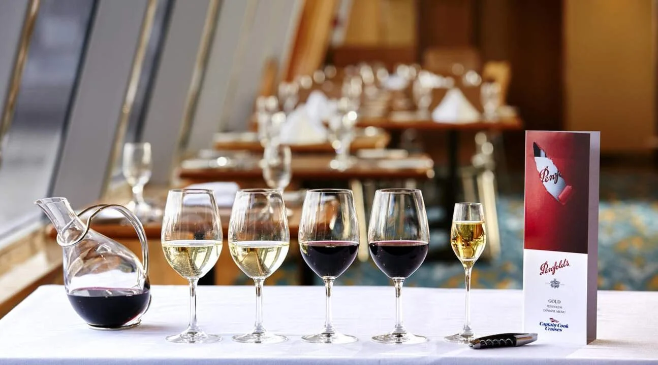 SydneyHarbourGoldPenfoldsDinnerCruisebyCaptainCook.jpg