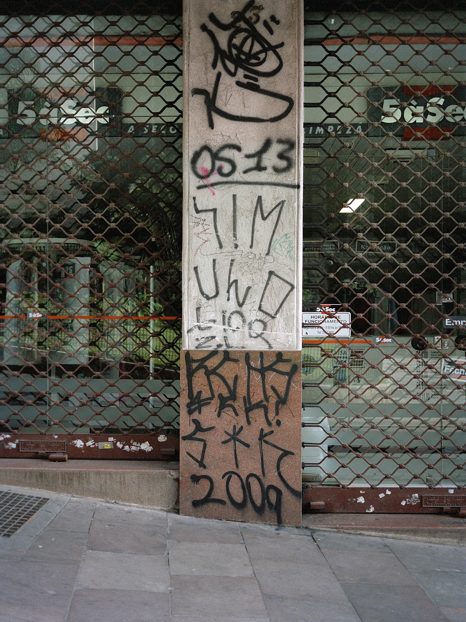 BR_2009_028_CC.jpg