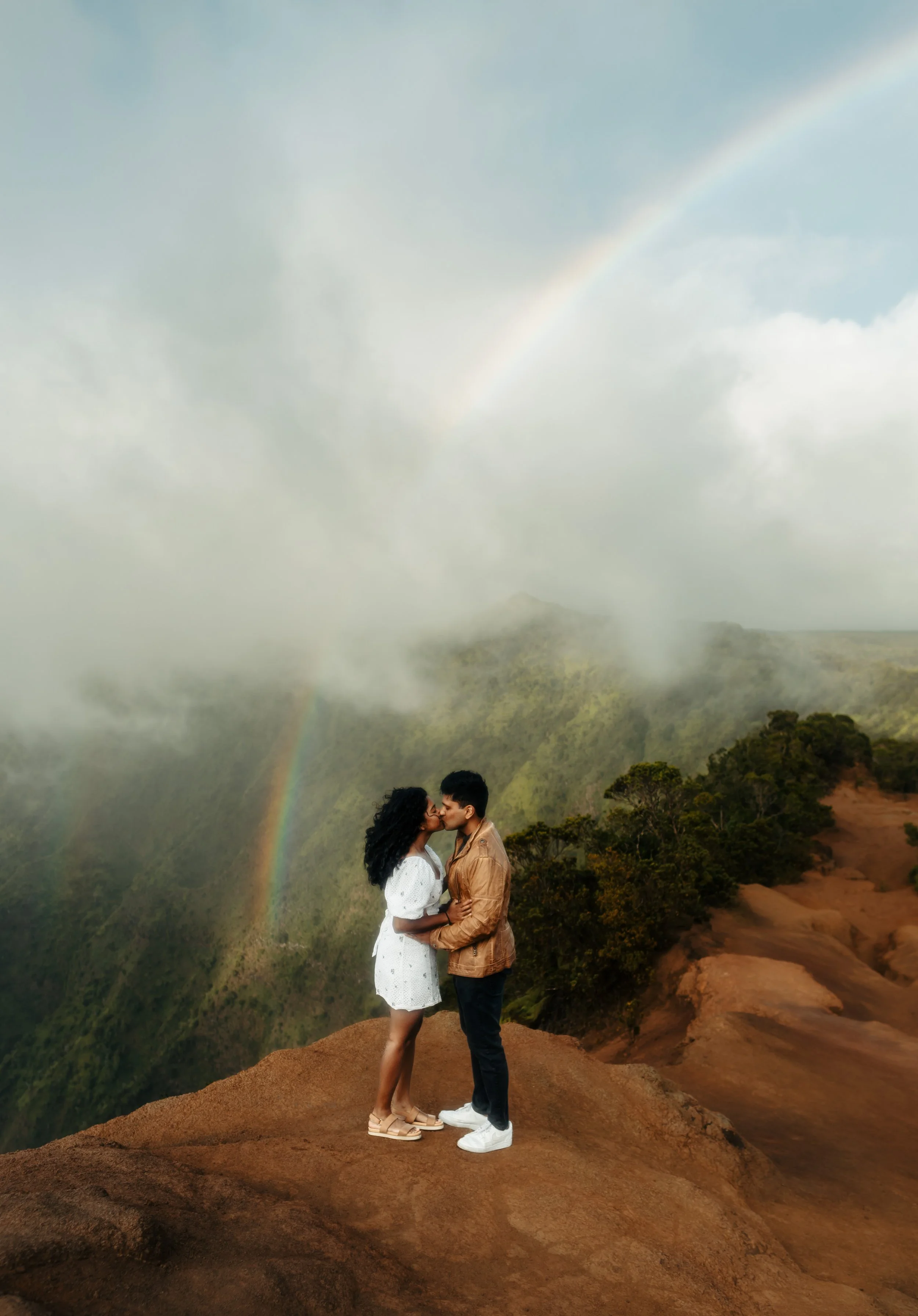 Surprise Proposal in the Mountains of Kaua'i , Hawai'i