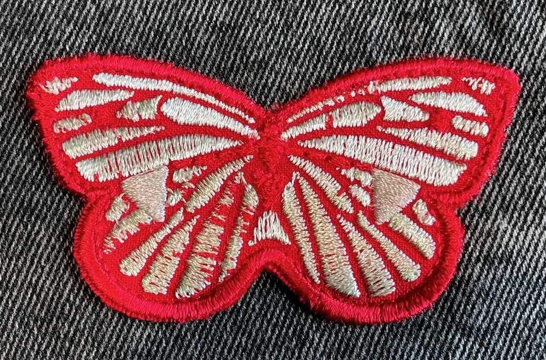 Art Snack by Caitlin Thompson "THE NECTAR COLLECTOR" Iron-on Embroidery Patch