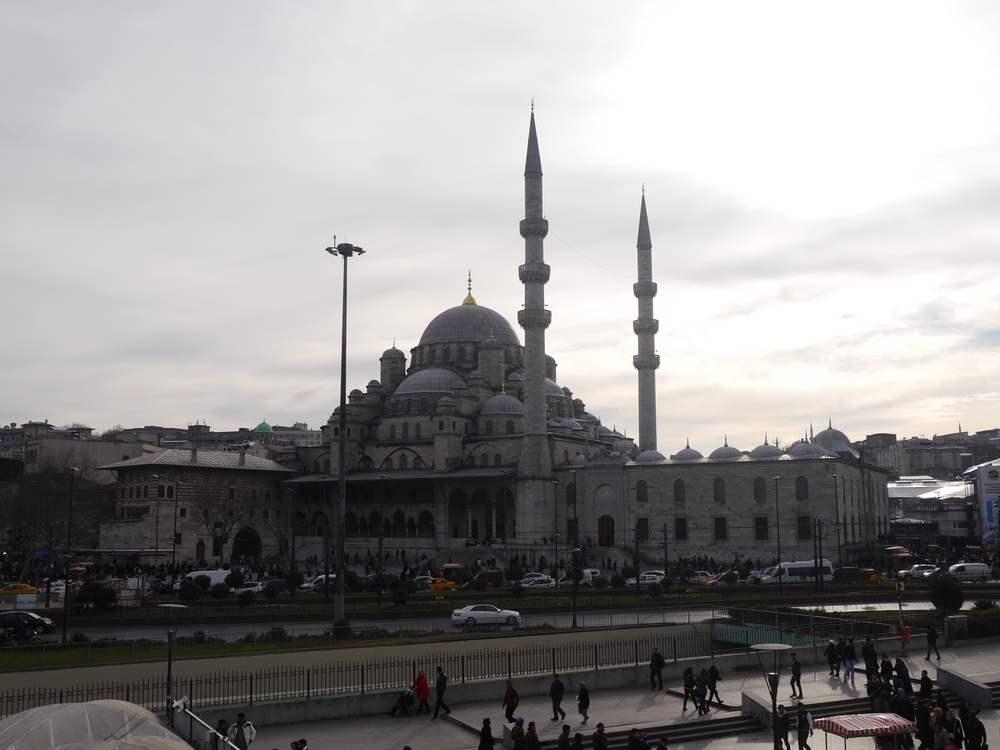  The  Yeni Cami (New Mosque) , as seen from aboard the ferry. 