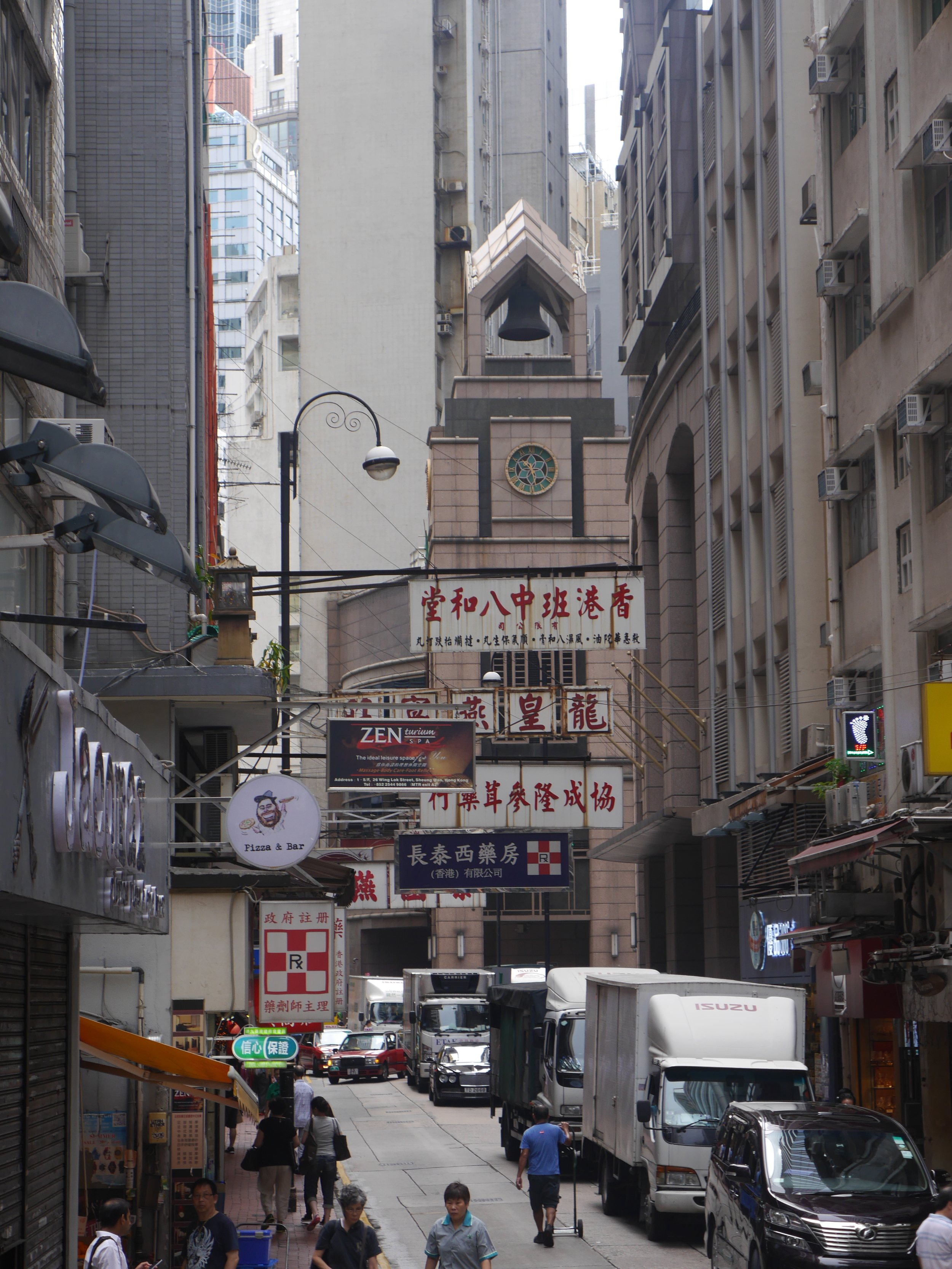  Sheung Wan in the morning. 