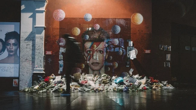 Bowie Memorial.jpg