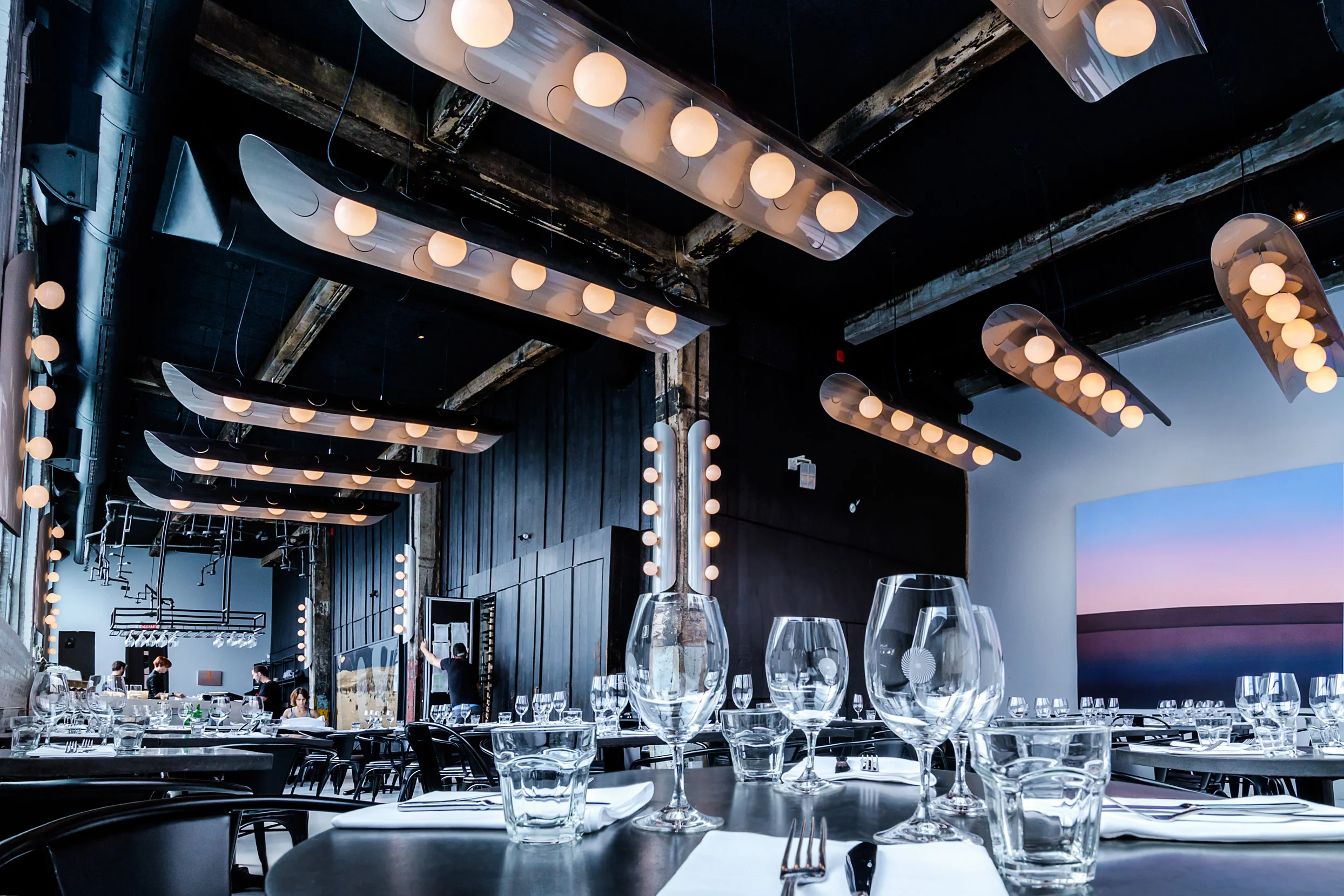 Tora Photography - Restaurant Le serpent Montreal
