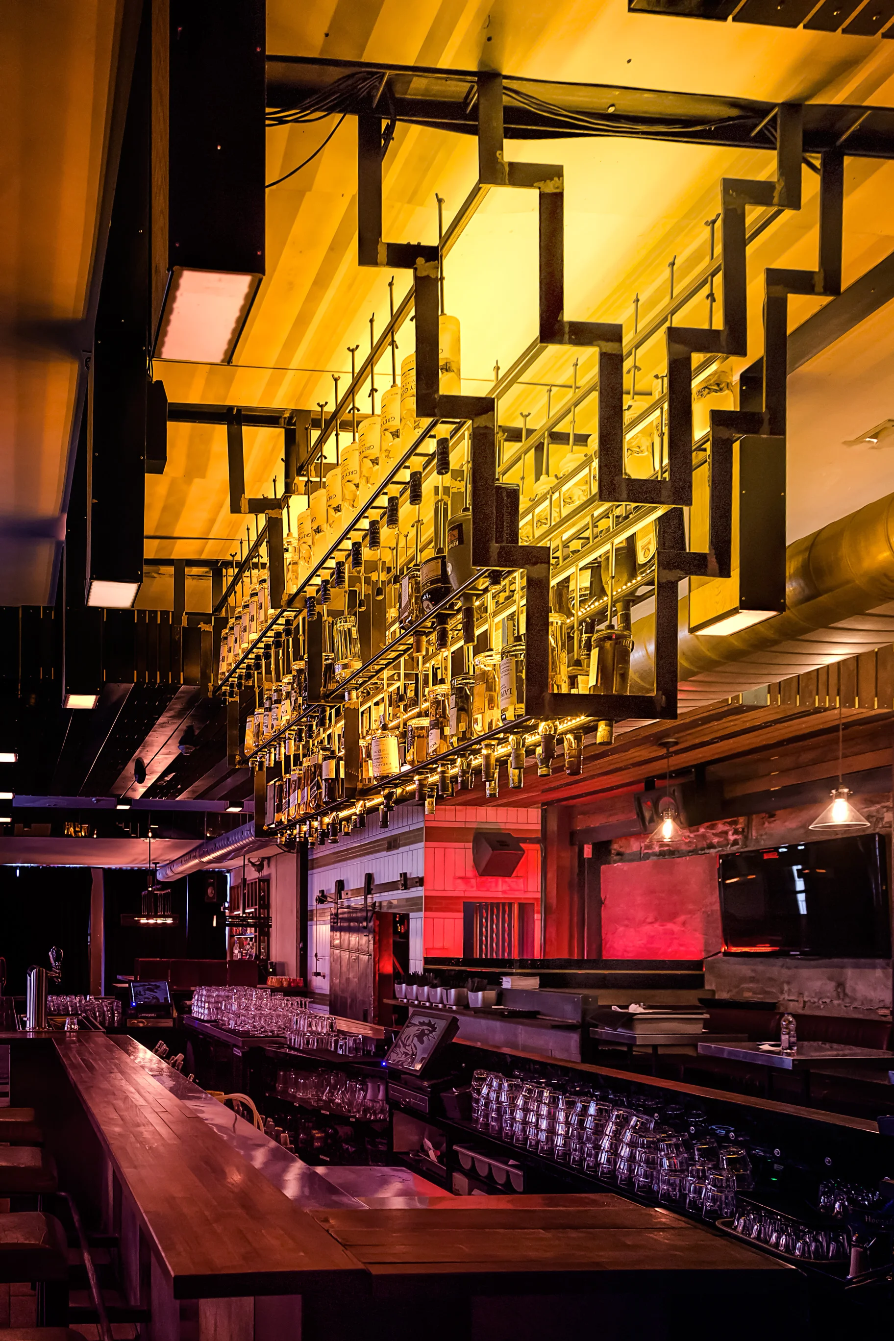 Axel-Cohen-Industrial-Interior-Design-Montreal-Tora-Photography-04.jpg