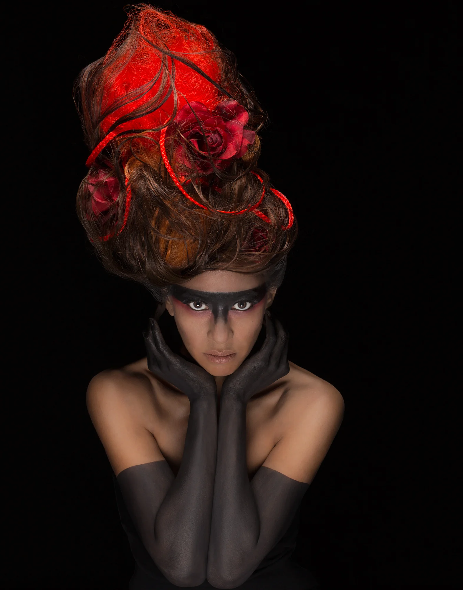 MUA: Tora Chirila