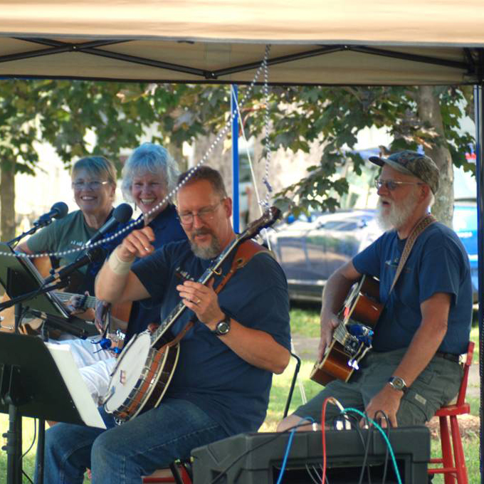 Durey Creek Live.jpg