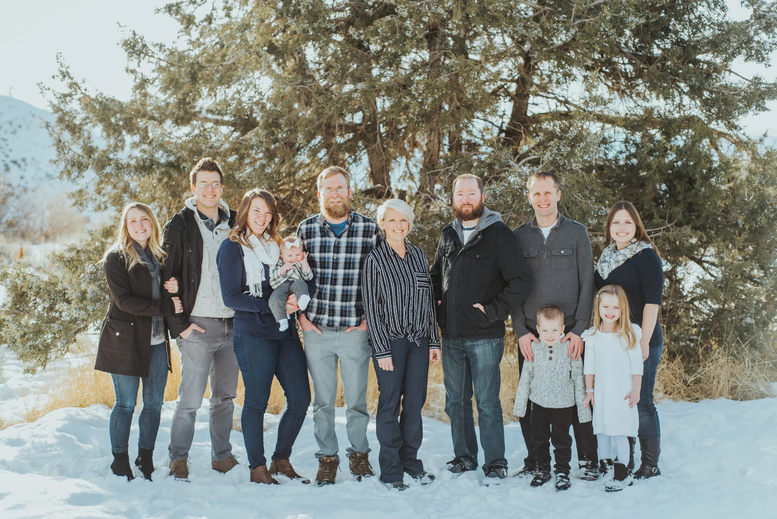 Bonar Extended Family Portraits | Winter family Portraits | Logan Utah Family Photographer