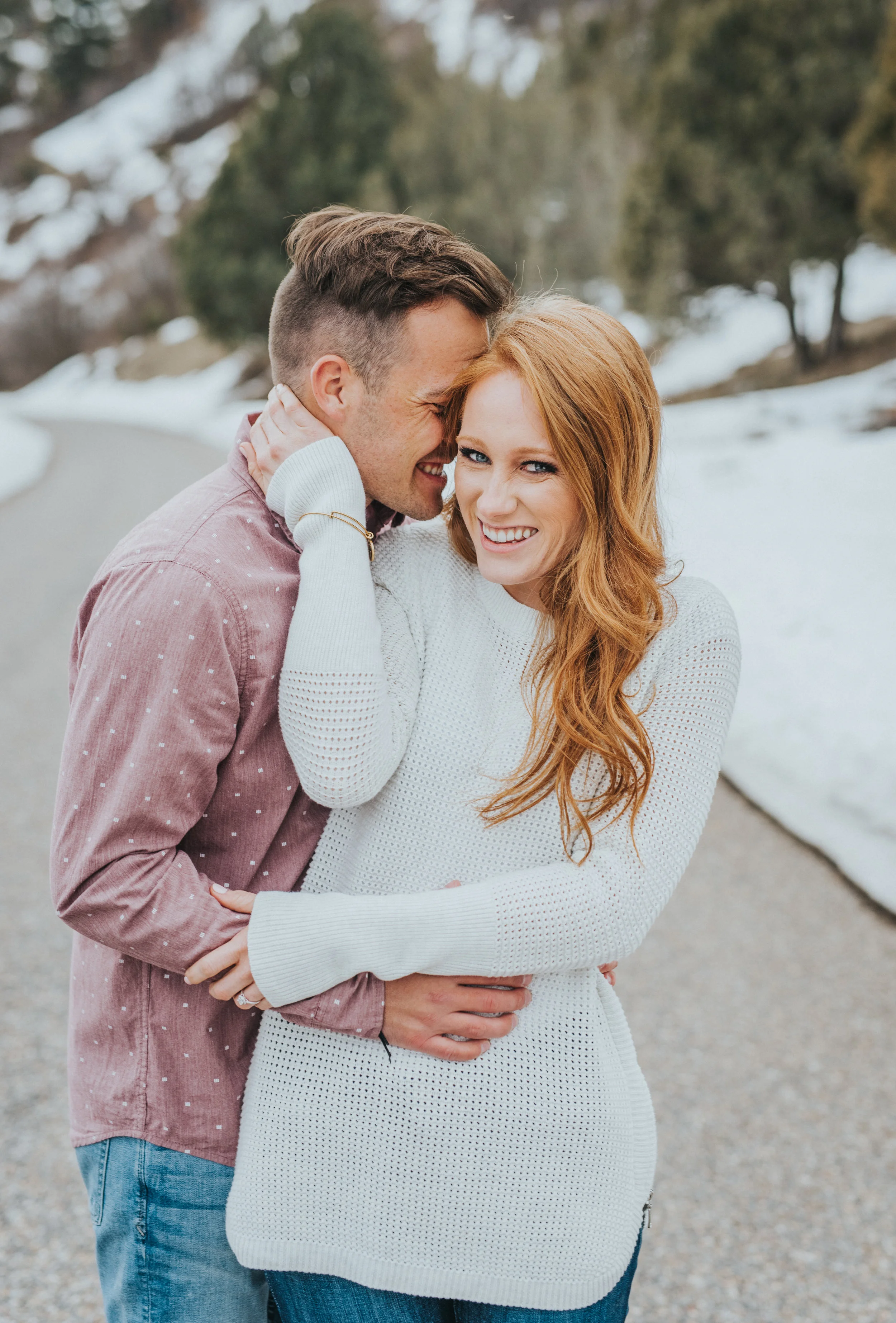  adorable couple pose inspiration winter outfit inspiration client attire inspiration for winter soft and warm winter photo shoot session inspiration winter photo shoot goals couple goals love them beautiful couple #winter #engagementsession #coupleg