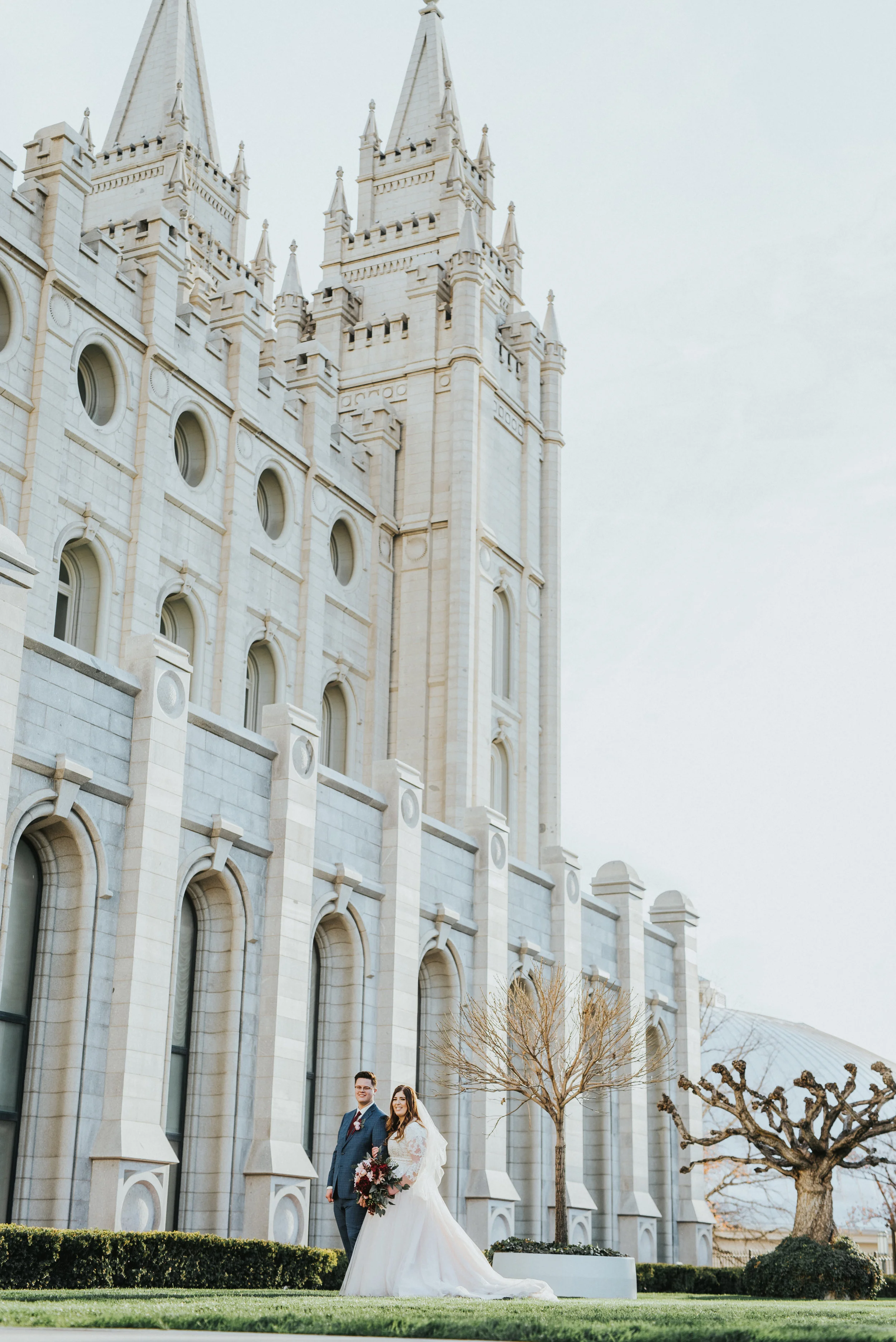  beautifully unique temple wedding photo shoot session outside outdoor temple photo shoot session sealed for time and all eternity husband and wife aesthetic goals salt lake city utah couple love #ldswedding #mormon #utah #saltlakecity #formalwedding