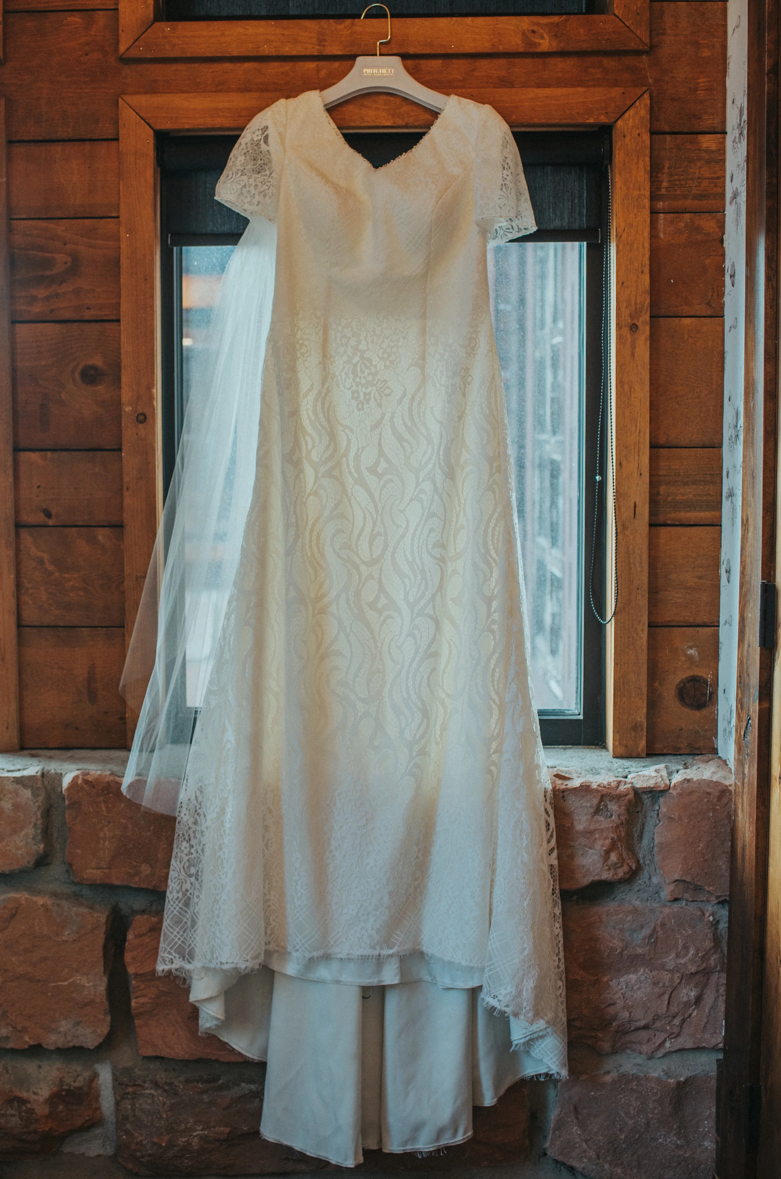 Ryan Stephanie Wedding Day Salt Lake Temple Knot Pine