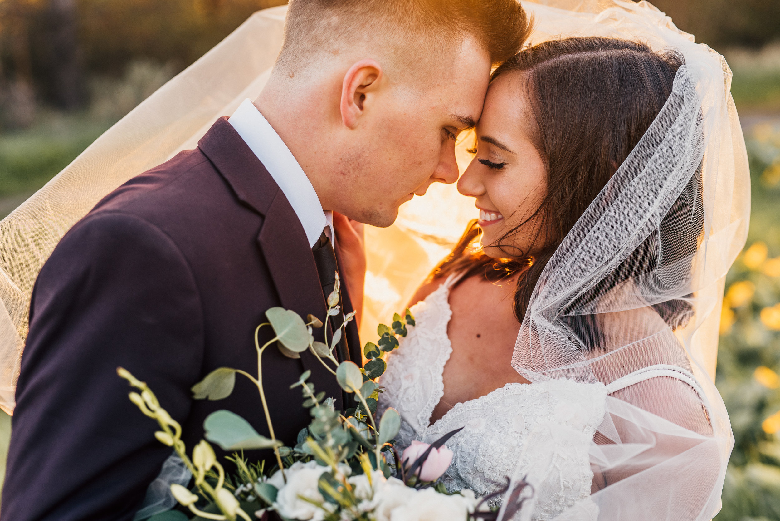Hunter &amp; Jess Formal Session | Boho Green Canyon Wedding Formals