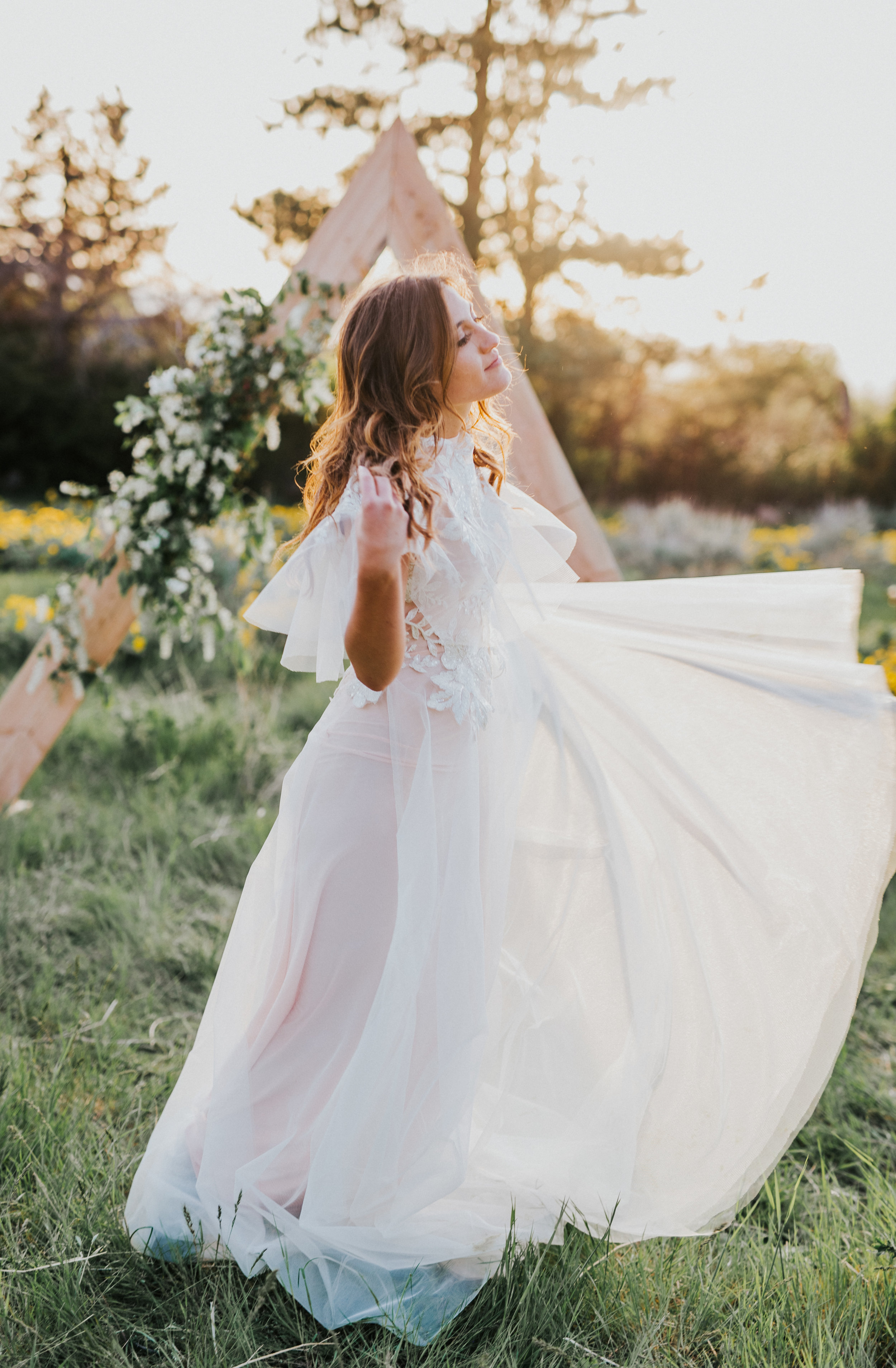  the focus collective workshop logan utah wedding photography wedding photography wedding dress ball gown wedding dress modest wedding dress adventurous couple bridal session styled shoot formal session wooden arch wedding flower inspo bridal hair in