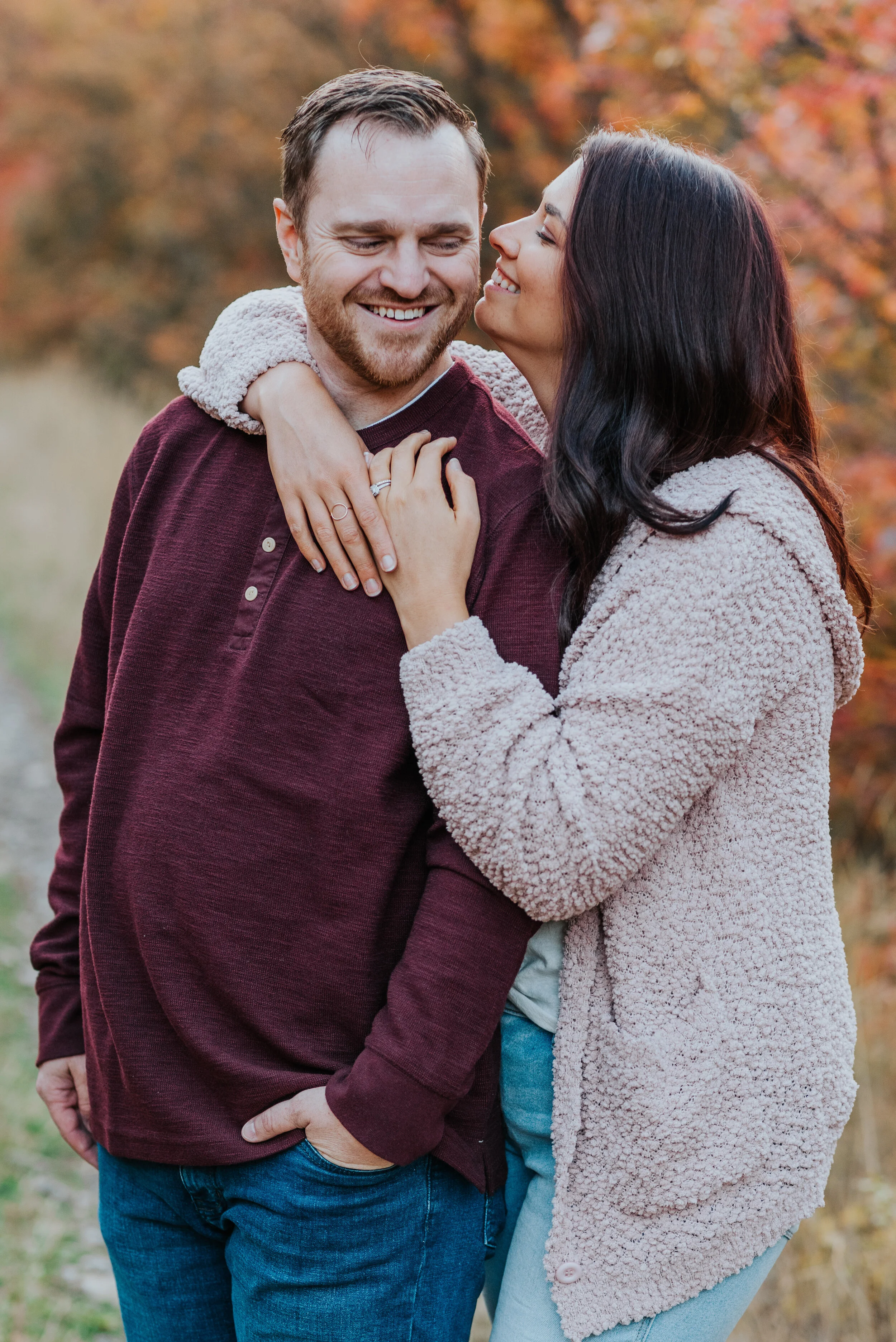  family photography Logan utah family photographer mom and dad couple photography parents lovers happy moments silly moments candid photos couple posing ideas laughing couple parent goals wrapped in love big smiles fall family photo session #cacheval