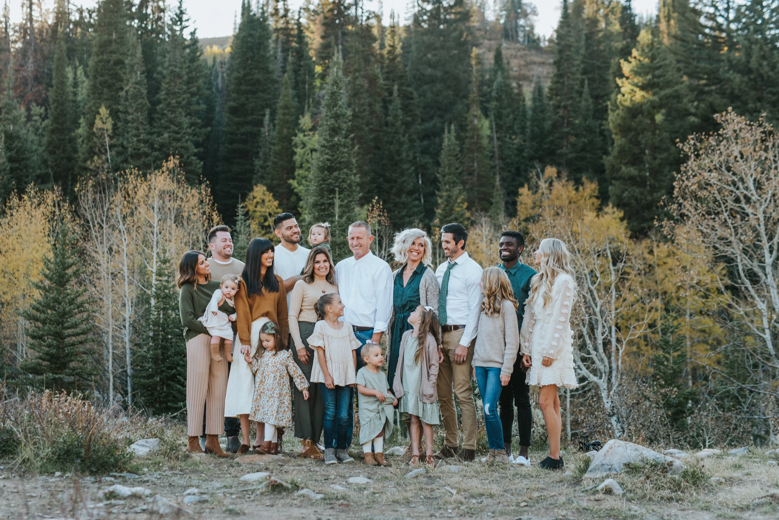 Butterfield Extended Family Portraits | Northern Utah Family Photographer