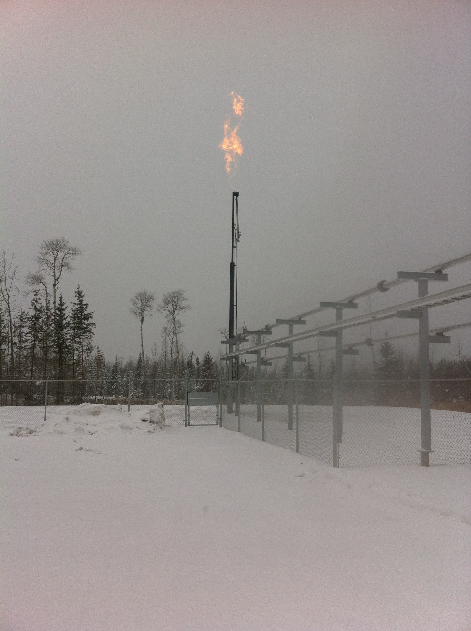 Galloway facing west showing Flare Stack.JPG