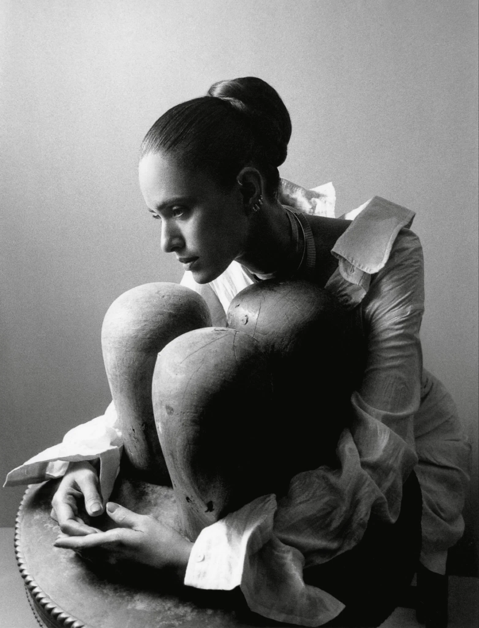 @archdigestindia The Style Issue 2025 
@menonlakshmi for @mahendra_doshi_est_1974 
Photography @ashishisshah 
Hair and makeup @deepa.verma.makeup @deepa.verma.hair 
Clothes and styling @saviojon