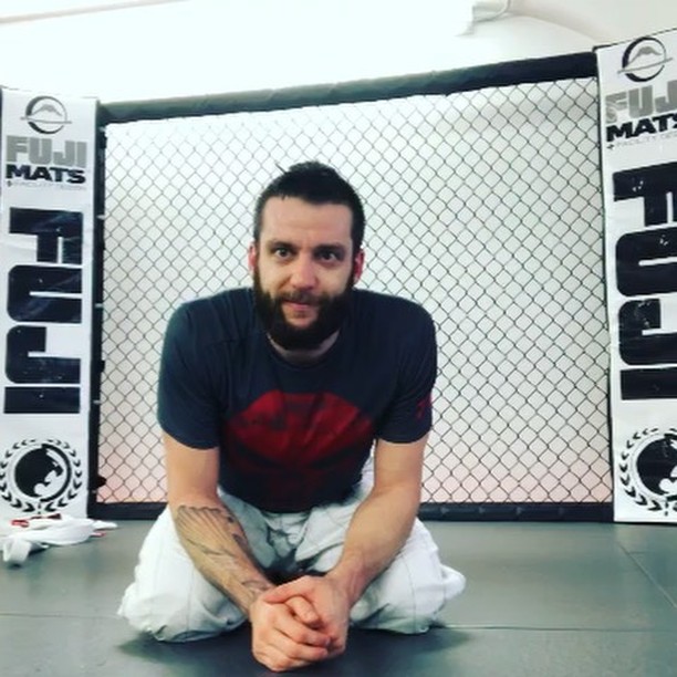 @align.training is back with more amazing content. Make sure to check them out and give them a follow!
What’s up!!! After some questions about our previous posts, here is a break-down of the Mobility #Flow posts we put up last week. Once you lock each of these down, go back to those posts and challenge yourself!——————————
Move slowly and challenge those ranges of motion your hips don’t like all that much... 🤨 Yes! That means spend some time being uncomfortable so you can improve your function ,performance and recovery! ✊️
——————————
Please feel free to continue hitting us up with questions! It only allows us to cater better content to you! ✌️
——————————
#movesmart #livebetter #ALiGN #ALiGNtraining