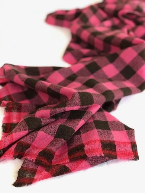 pink gingham scarf.jpeg