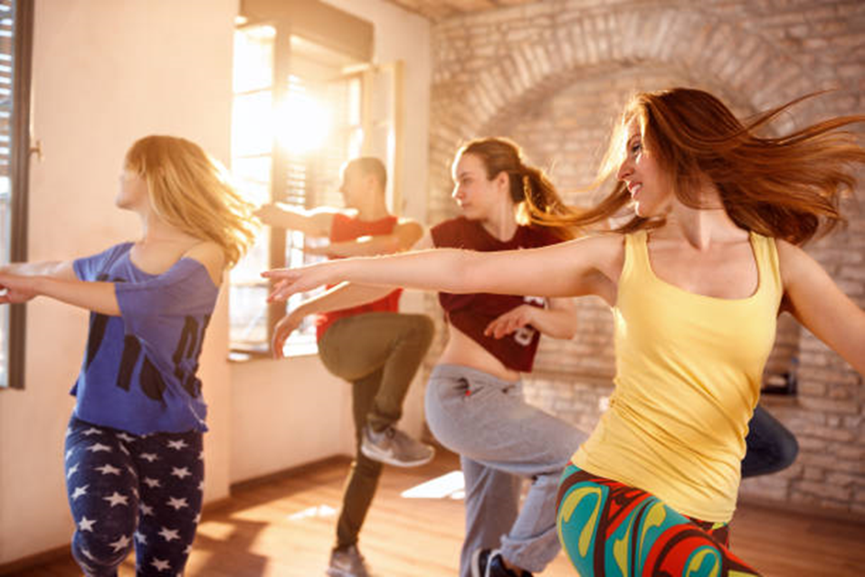 Top 5 Beginner-Friendly Dance Styles in Toronto You Can Start Without Experience