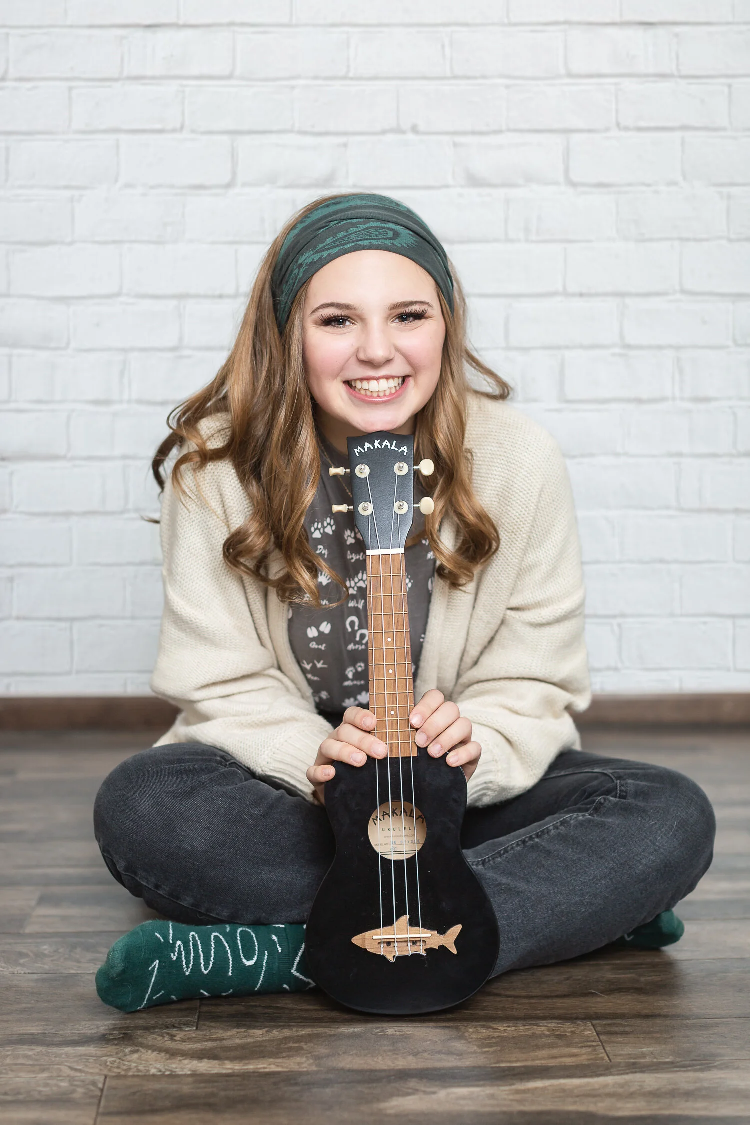 Senior-Photos-Crystal-Lake-IL-studio-Mariela-Ryan-Photography-AriS.jpg