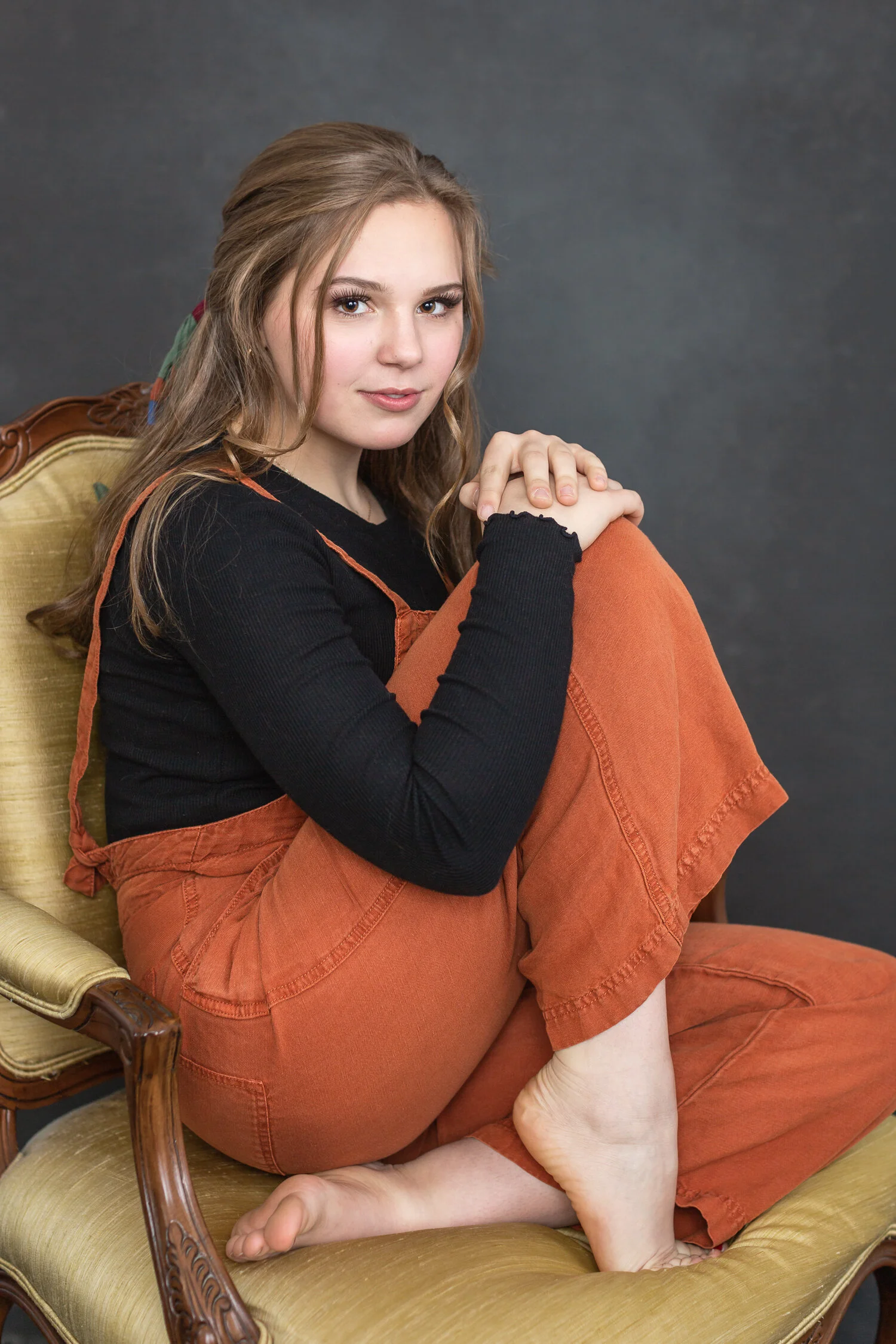 Senior-Photos-Crystal-Lake-IL-studio-Mariela-Ryan-Photography-AriS.jpg