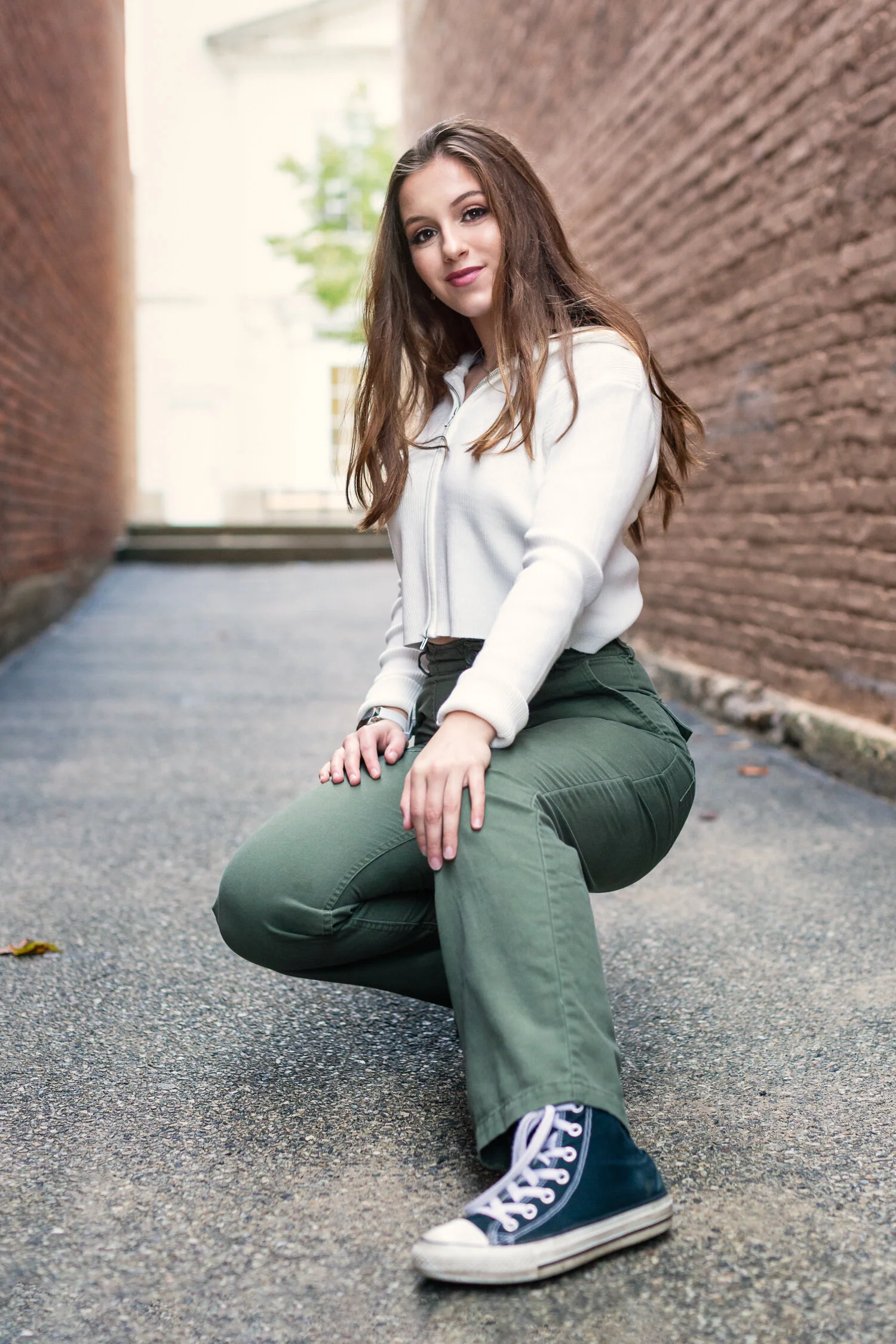Senior-Photos-Downtown-Crystal-Lake-IL-Mariela-Ryan-Photography-Rachel.jpg