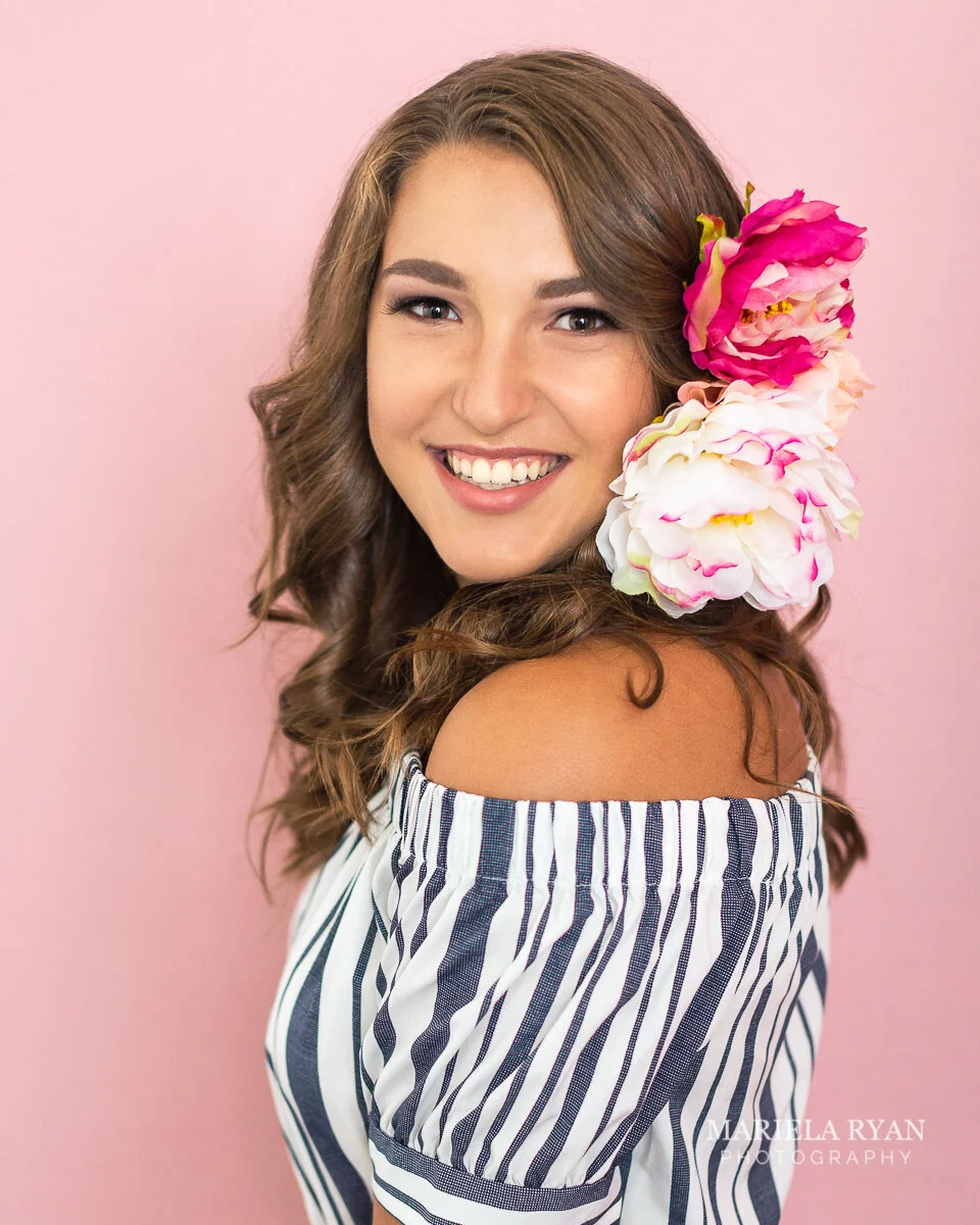 Senior-Portrait- Photos-Crystal-Lake-IL-studio-Mariela-Ryan-Photography-Julia-23.jpg
