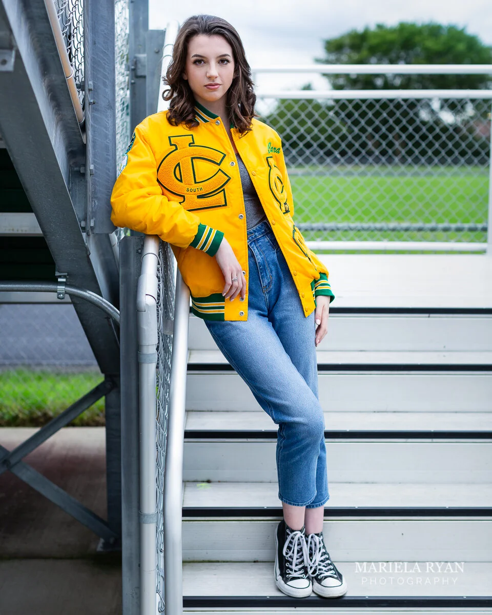 Senior-Photos-Crystal-Lake-IL-South-High-School-Mariela-Ryan-Photography-Cara-15.jpg
