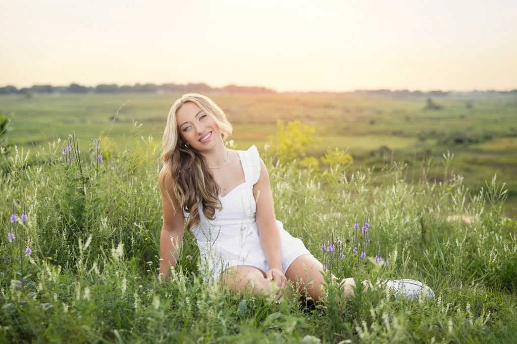 Senior-Photos-field-Crystal-Lake-IL-Mariela-Ryan-Photography-Charlotte-46.jpg