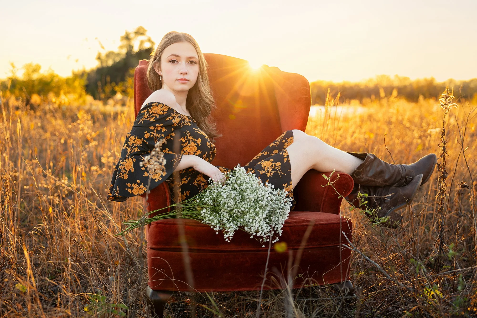 Senior-Photos-Portraits-open-field-Crystal-Lake-IL-Mariela-Ryan-Photography-Avery-54.jpg