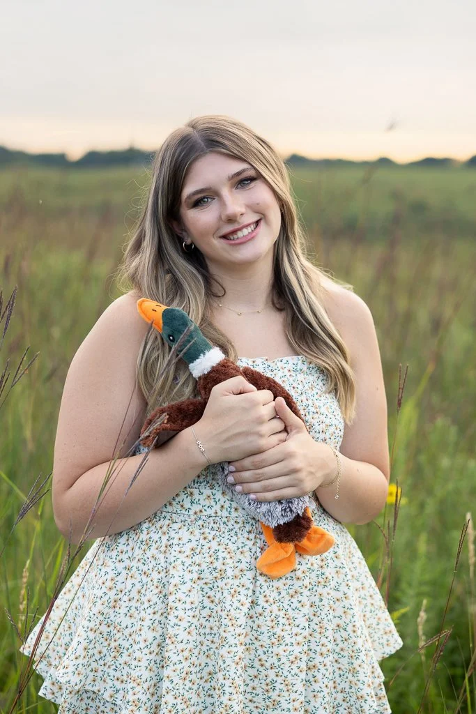 Senior-Photo-girl-flower-dress-stuff-animal-Crystal-Lake-Mariela-Ryan-Photography-Cheyanne-43.jpg