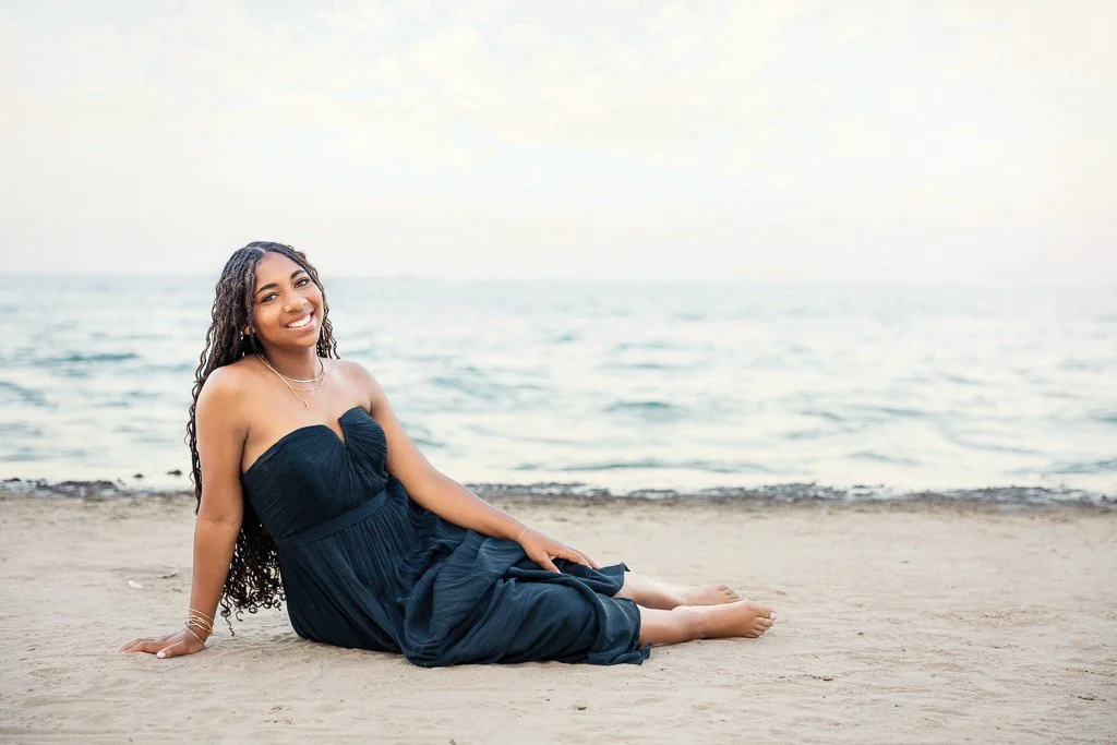 Senior-Photo-girl-black-dress-Chicago-beach-Lake Michigan-Mariela-Ryan-Photography-Kenna-86.jpg