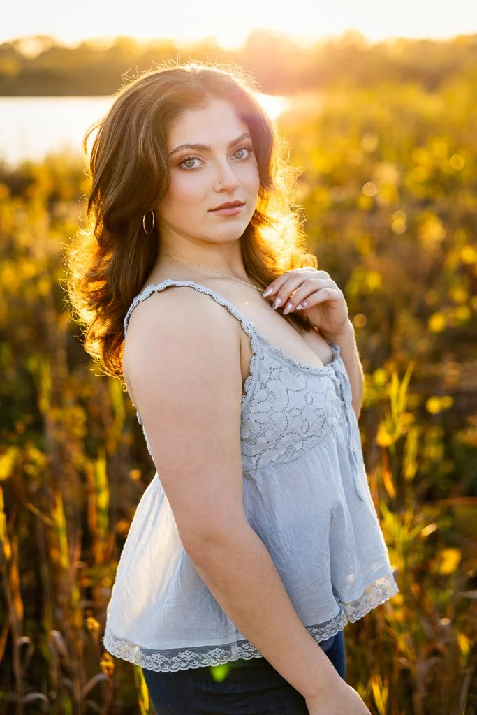 Senior-Photo-girl-golden-hour-Crystal-Lake-Mariela-Ryan-Photography-Lili-46.jpg