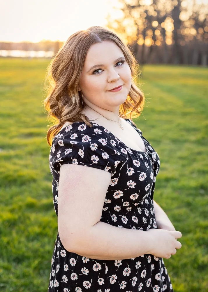 Senior-Portrait-Mc-Henry-IL-Mariela-Ryan-Photography-Rachael-34.jpg