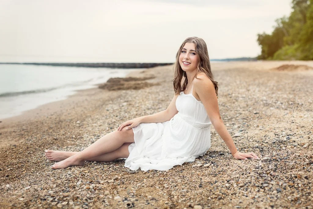 Senior-Portrait-Photo-Lake-Forrest-IL-Beach-Mariela-Ryan-Photography-Paige-21.jpg