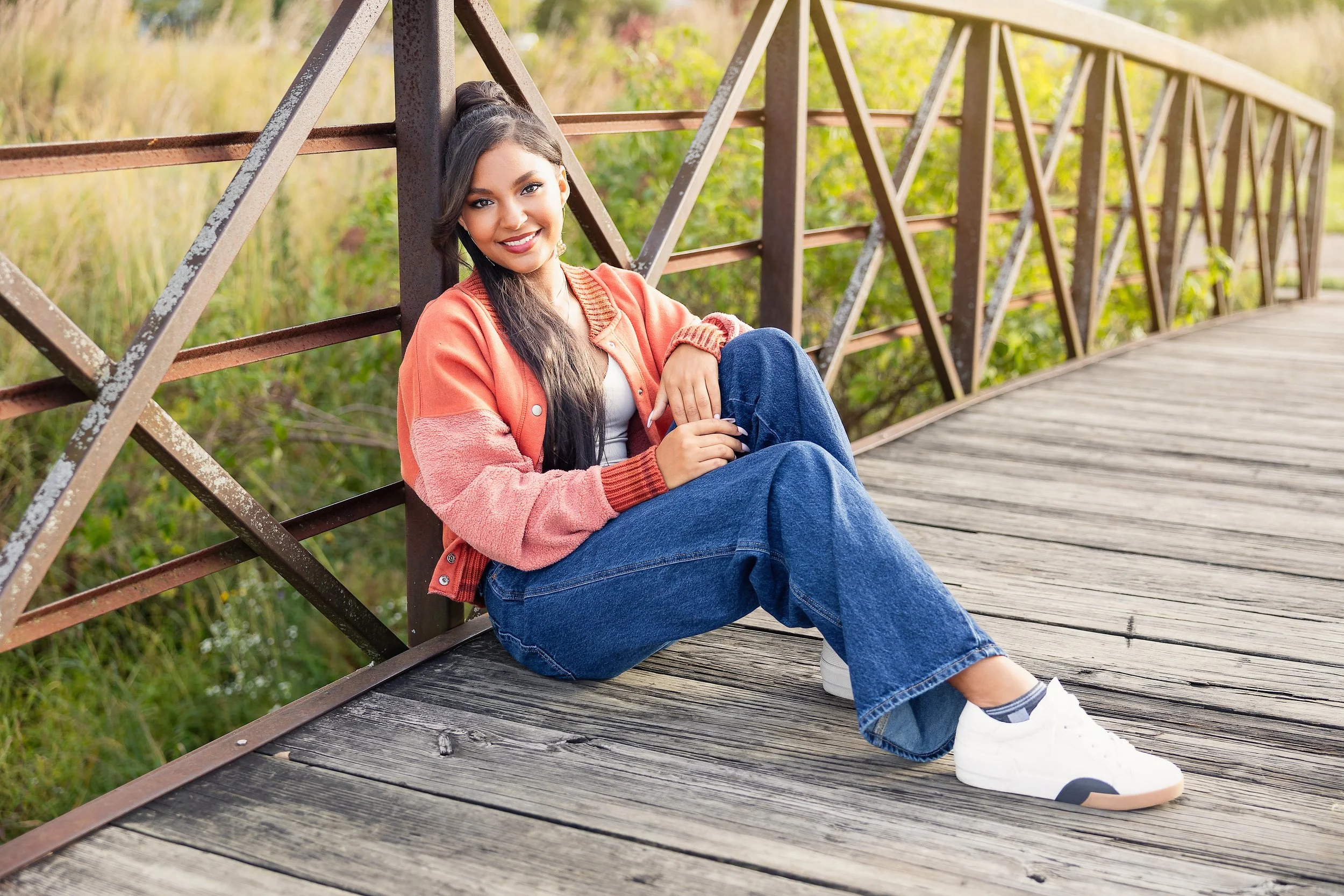 Senior-Photos-Portraits-Crystal-Lake-IL-bridge-jeans-Mariela-Ryan-Photography-India-23.jpg