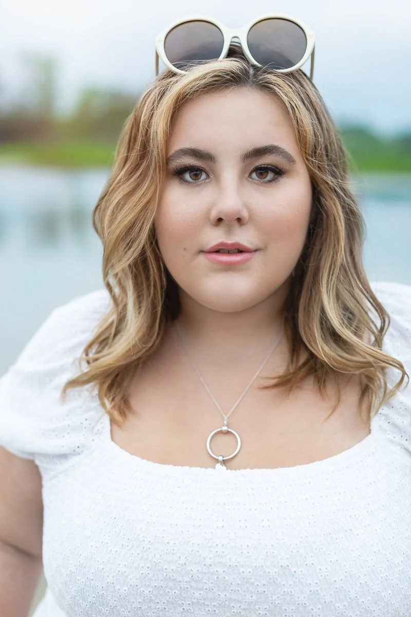 5 Accessories To Bring To Your Senior Session