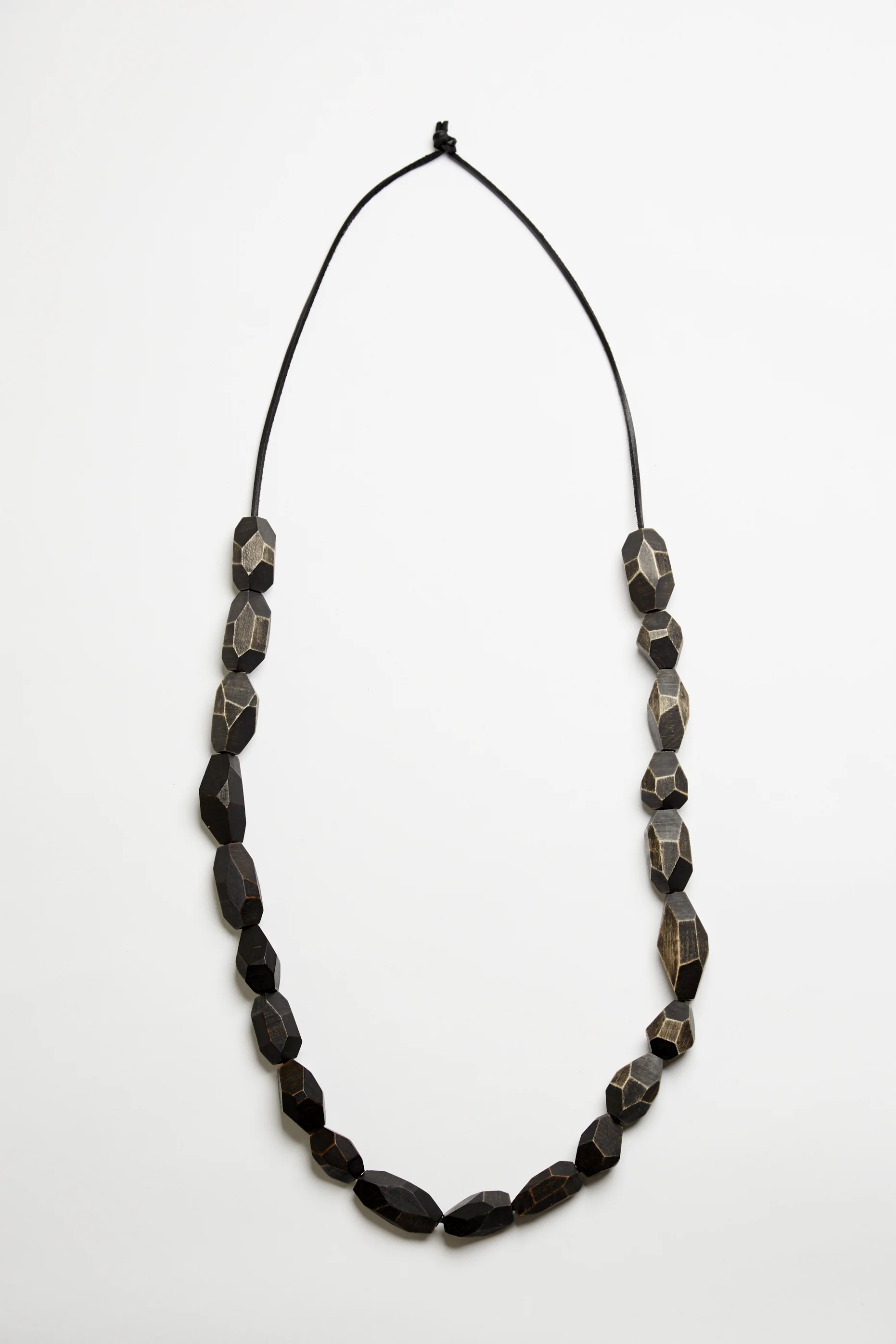 black maple long necklace